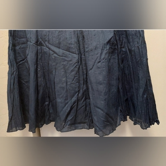 INC International Concepts Navy Pleated Skirt Size 16 Cotton Office Preppy - Picture 6 of 7